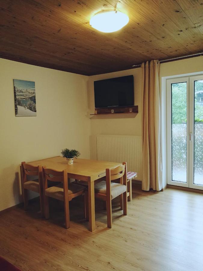 Gemuetliche Wohnung 10 Minuten Vom See Entfernt Целль-ам-Зе Экстерьер фото